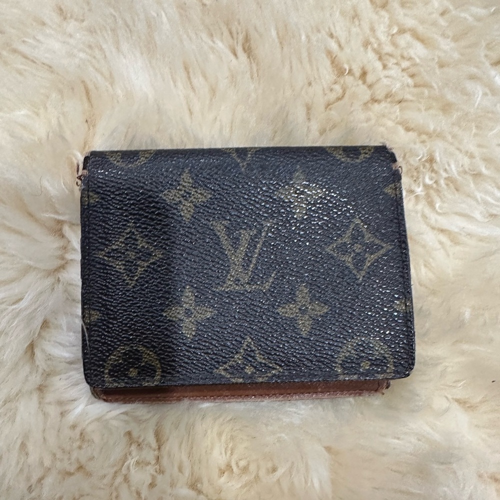 LV vintage used man cards holder.